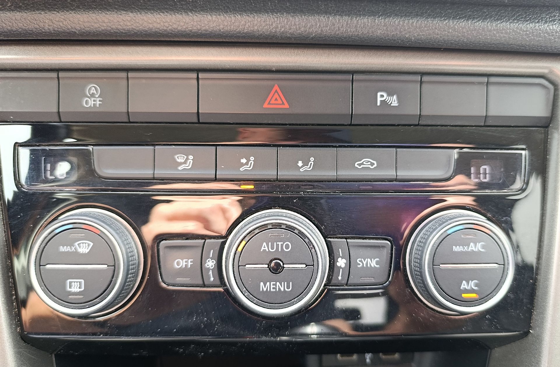 Volkswagen T-Roc Advance 1.0 TSI - foto 45