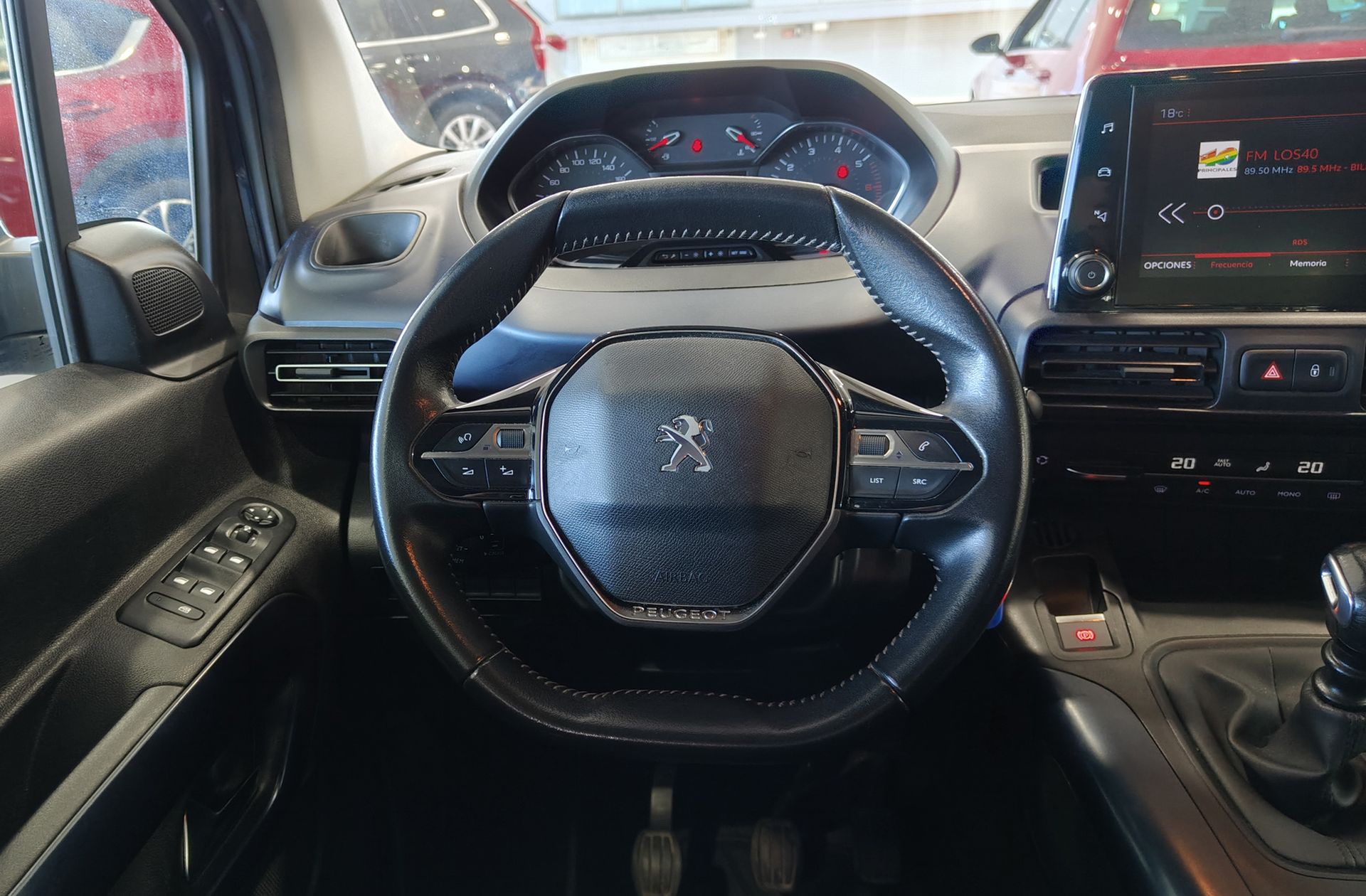 Peugeot Rifter BlueHDi 130 Allure Standard - foto 25