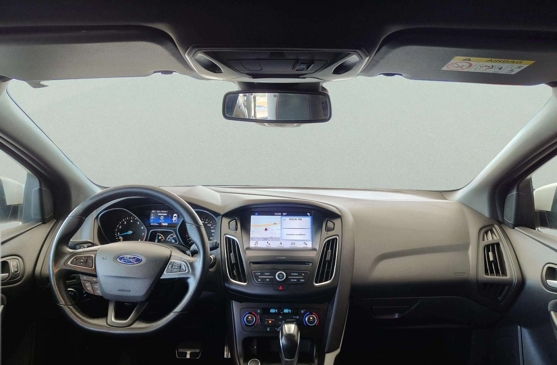 Ford Focus 1.5 EcoBoost ST-Line - foto 8