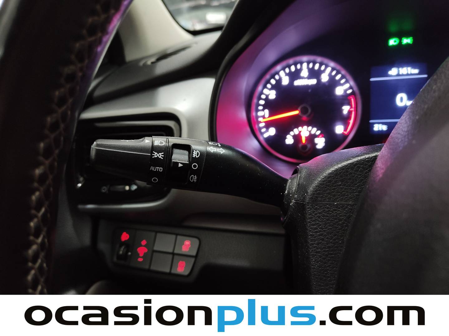 Foto KIA STONIC Kia STONIC 1.4 T-GDi Tech (100 CV)