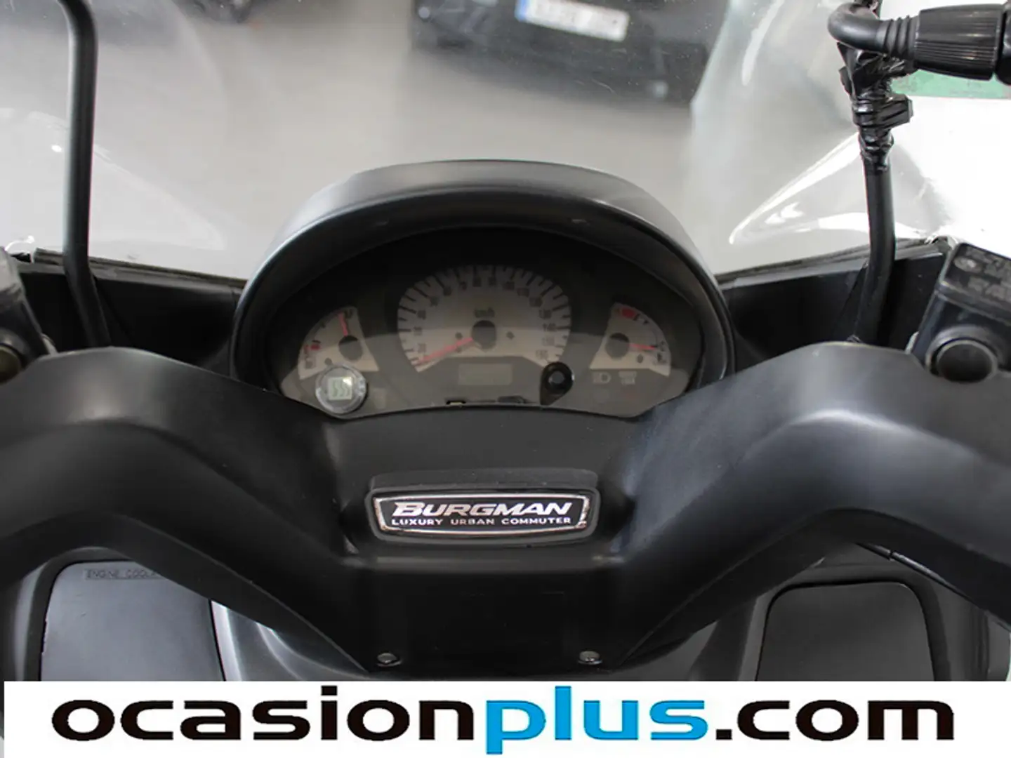 Foto Suzuki BURGMAN 400 Suzuki BURGMAN 400 400 (31 CV)