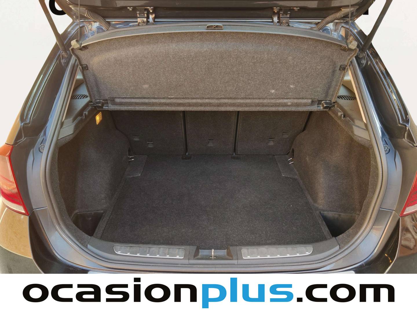 Fotos maletero BMW X1 BMW X1 sDrive16d (116 CV)