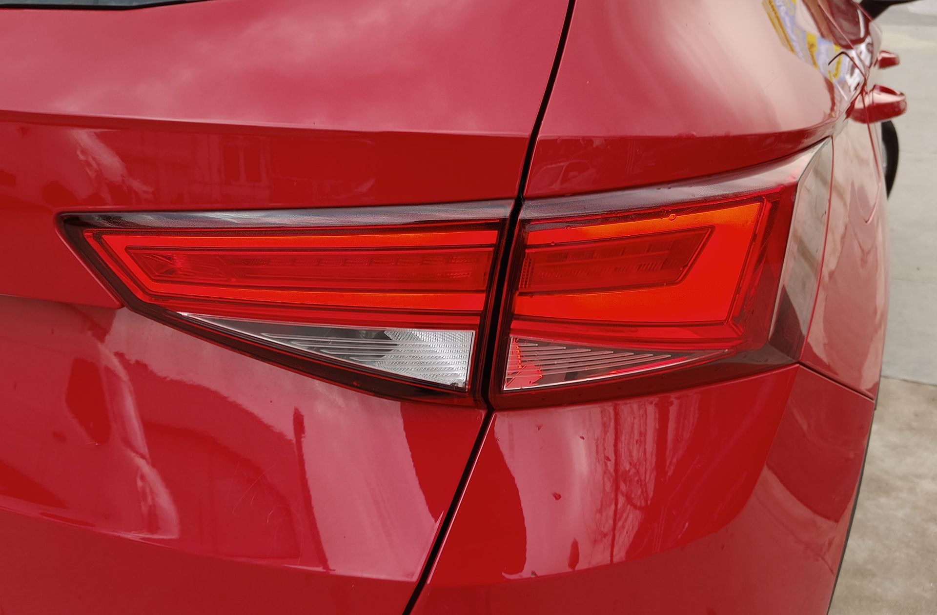 SEAT Ateca 2.0 TSI Xcellence 4Drive DSG - foto 18