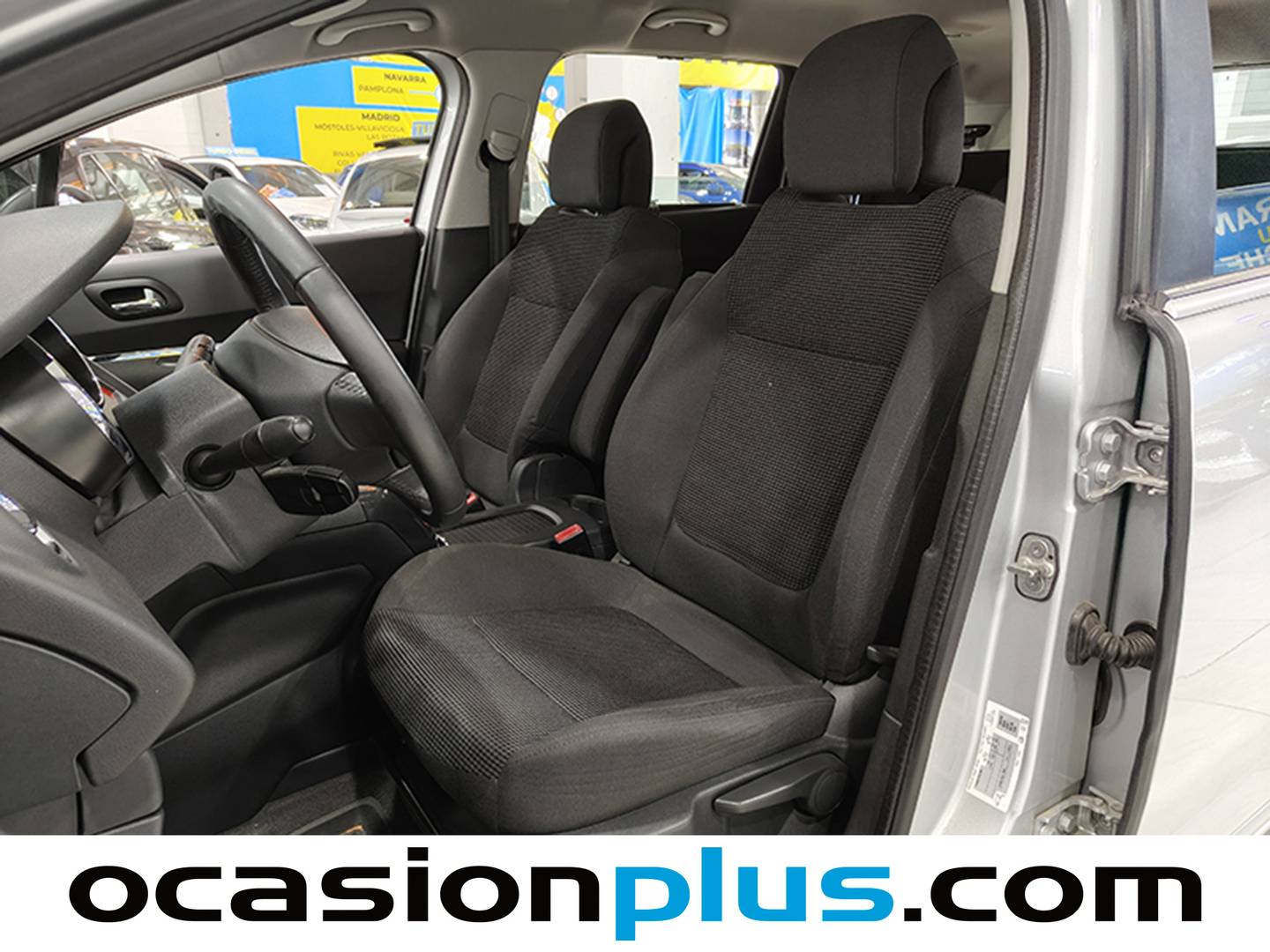 Foto asientos traseros Peugeot 5008 Peugeot 5008 Active VTi  (120 CV) 7 Plazas