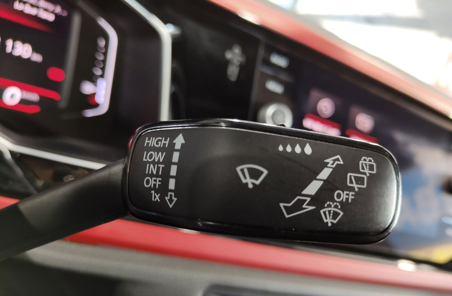 Volkswagen Polo GTI 2.0 TSI DSG - foto 27
