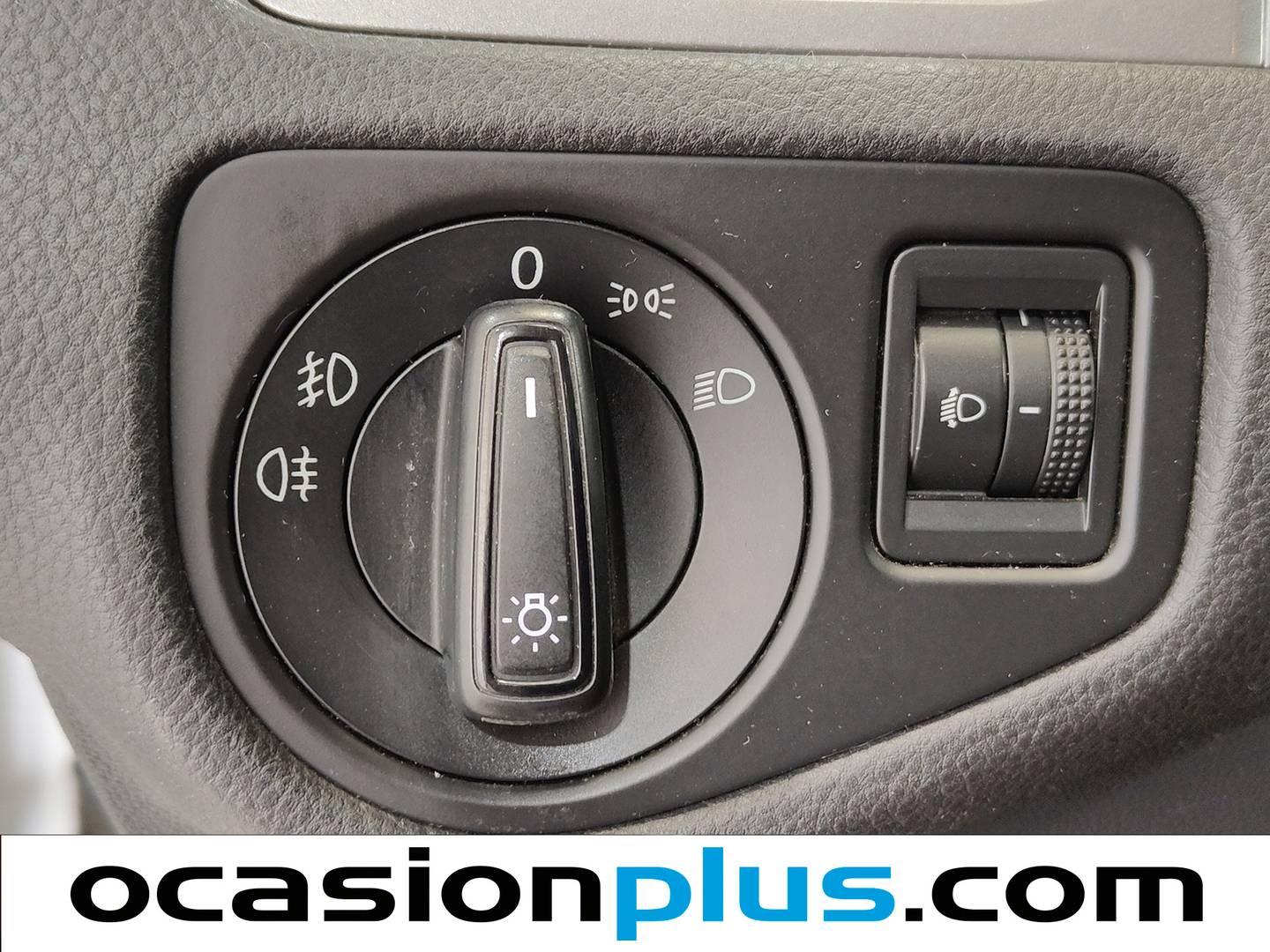 Volkswagen Golf Volkswagen Golf Special Edition 1.2 TSI BMT (110 CV) de segunda mano