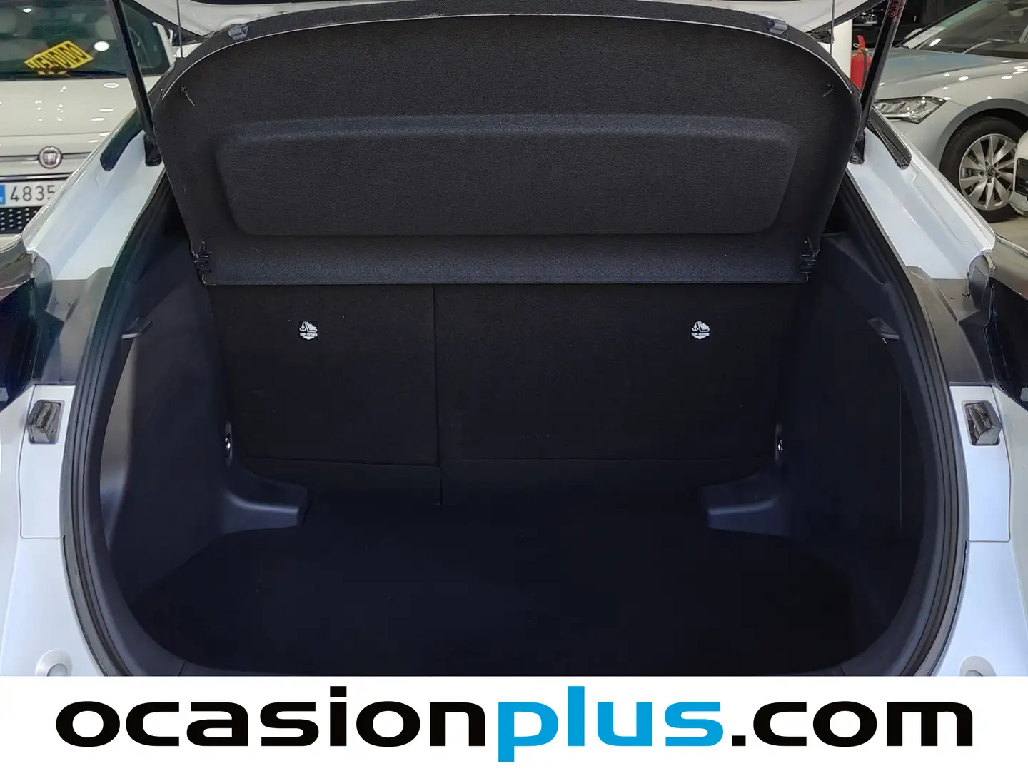 Foto Toyota C-HR Toyota C-HR 200H Advance (184 CV)