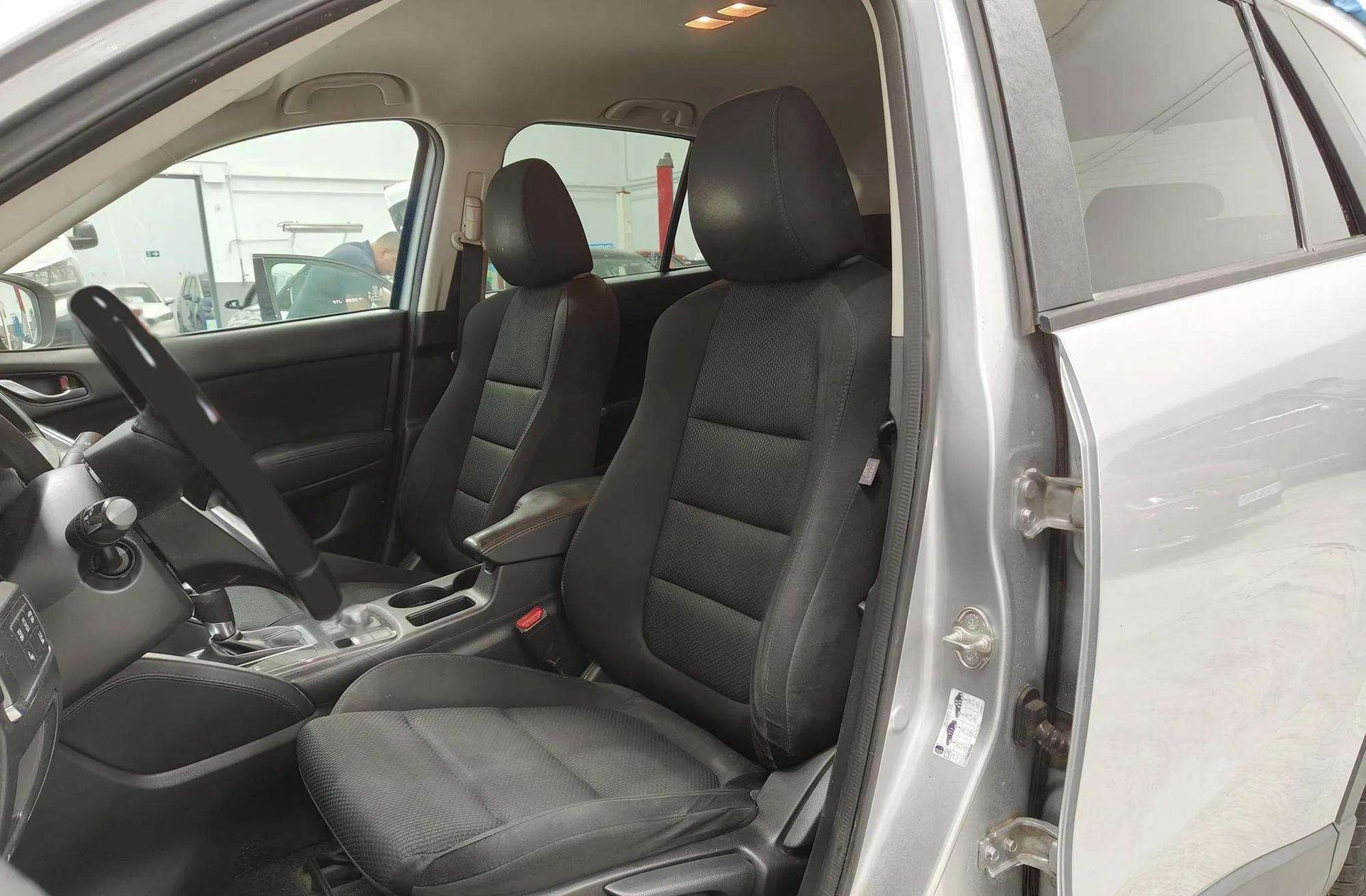 Mazda CX-5 2.2 DE Luxury 4WD - foto 12