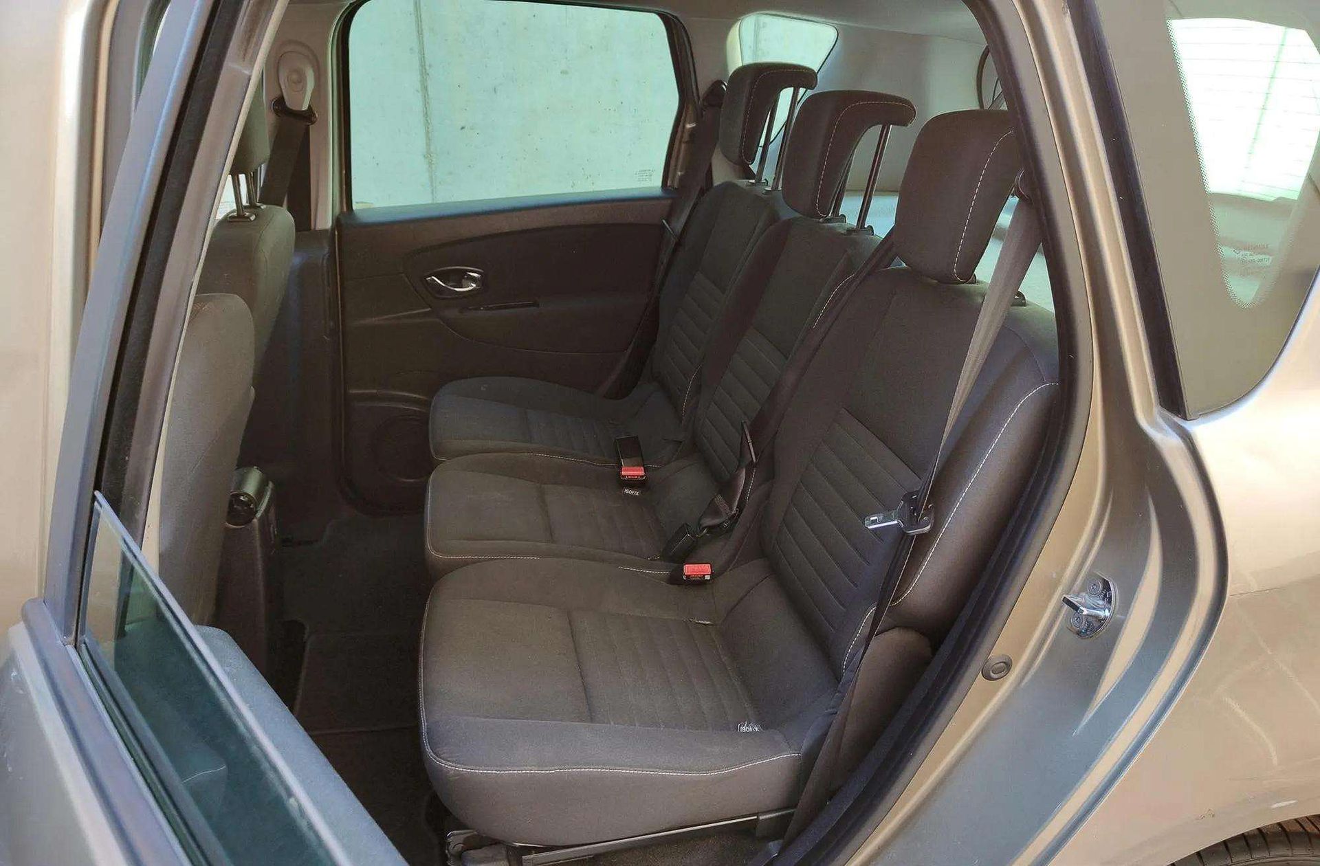 Renault Scénic 1.6 dCi Energy Limited - foto 9