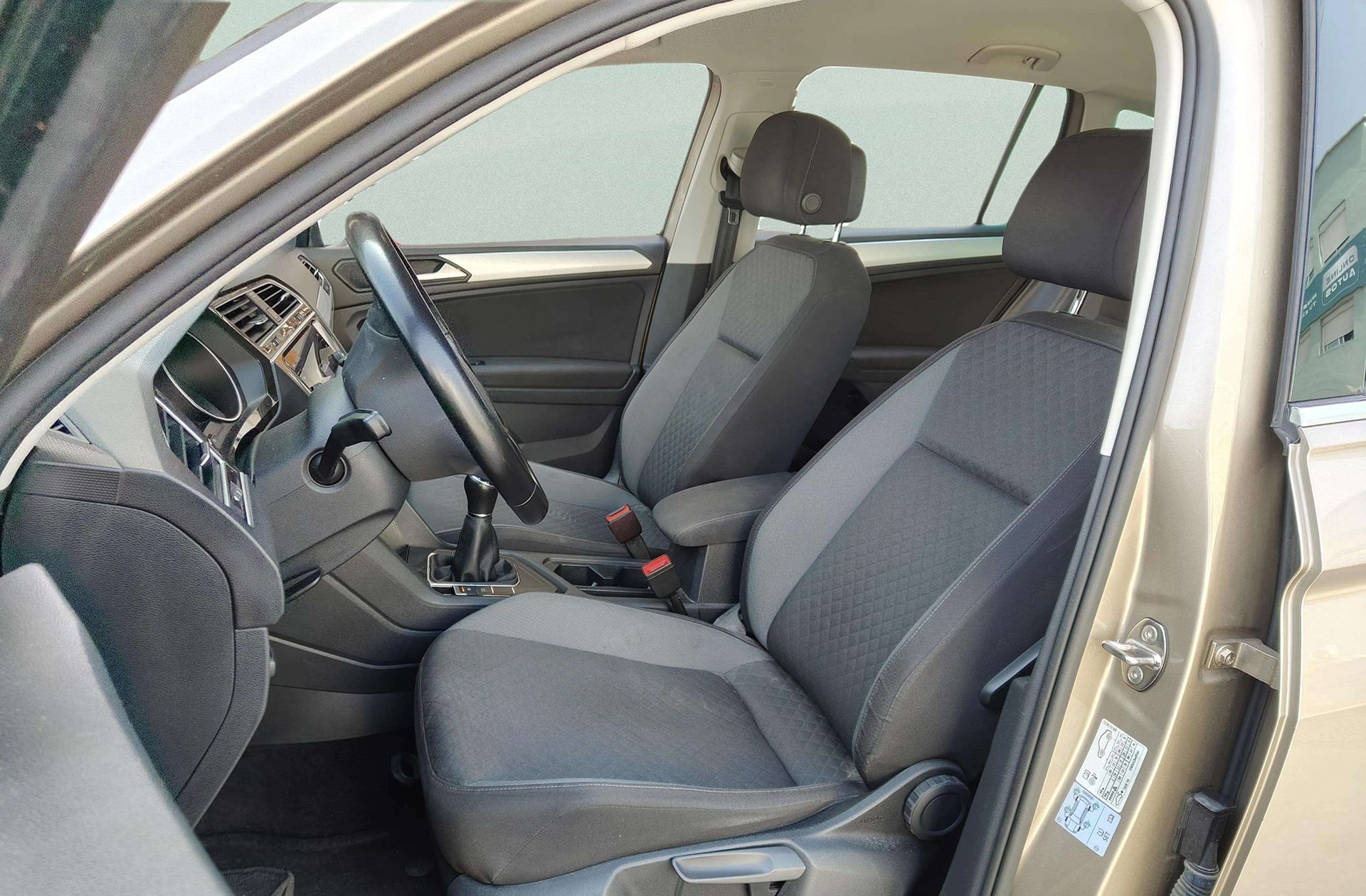 Volkswagen Tiguan Advance 2.0 TDI - foto 9