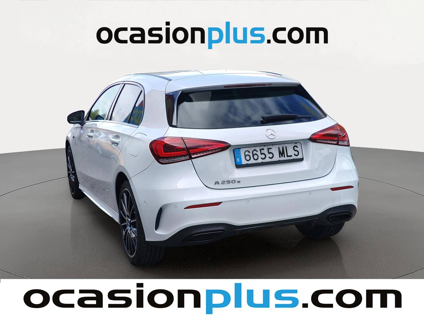 Foto trasera Mercedes Clase A Mercedes Clase A 250 e (218 CV) izquierda
