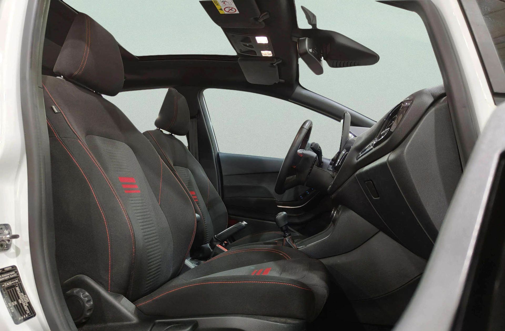 Ford Fiesta 1.0 EcoBoost MHEV ST-Line X - foto 21
