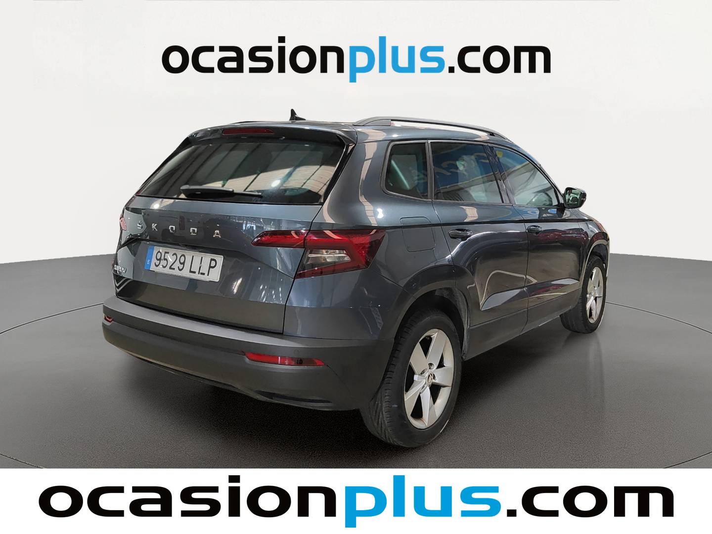 Foto trasera Skoda Karoq Skoda Karoq 1.5 TSI ACT Ambition DSG (150 CV) derecha