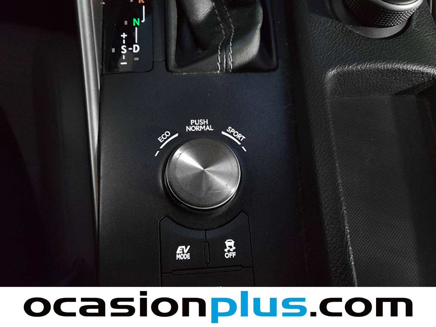 Foto Lexus IS Lexus IS 300h Executive sedan (223 CV)