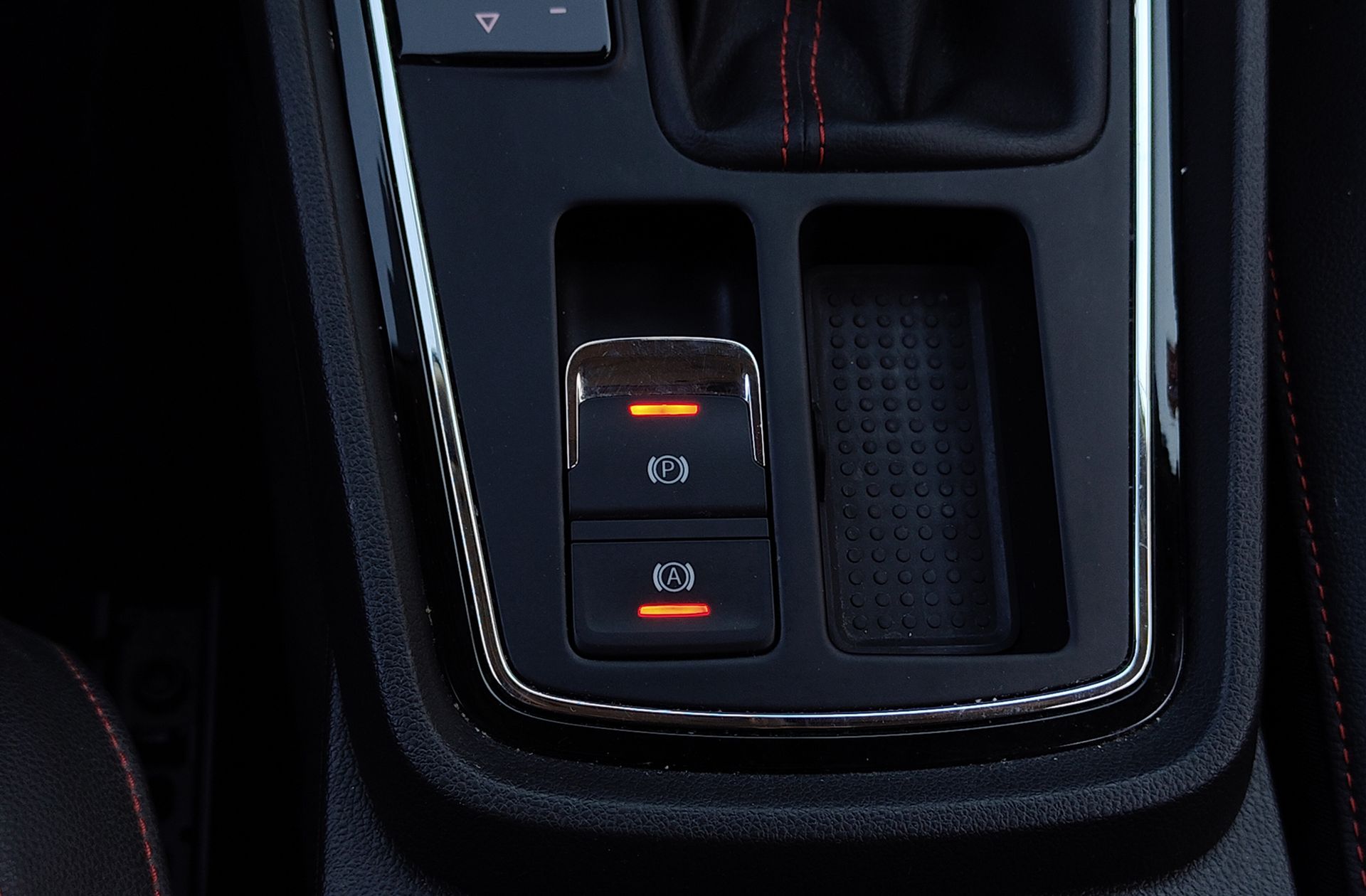 SEAT León 2.0 TSI FR DSG - foto 34