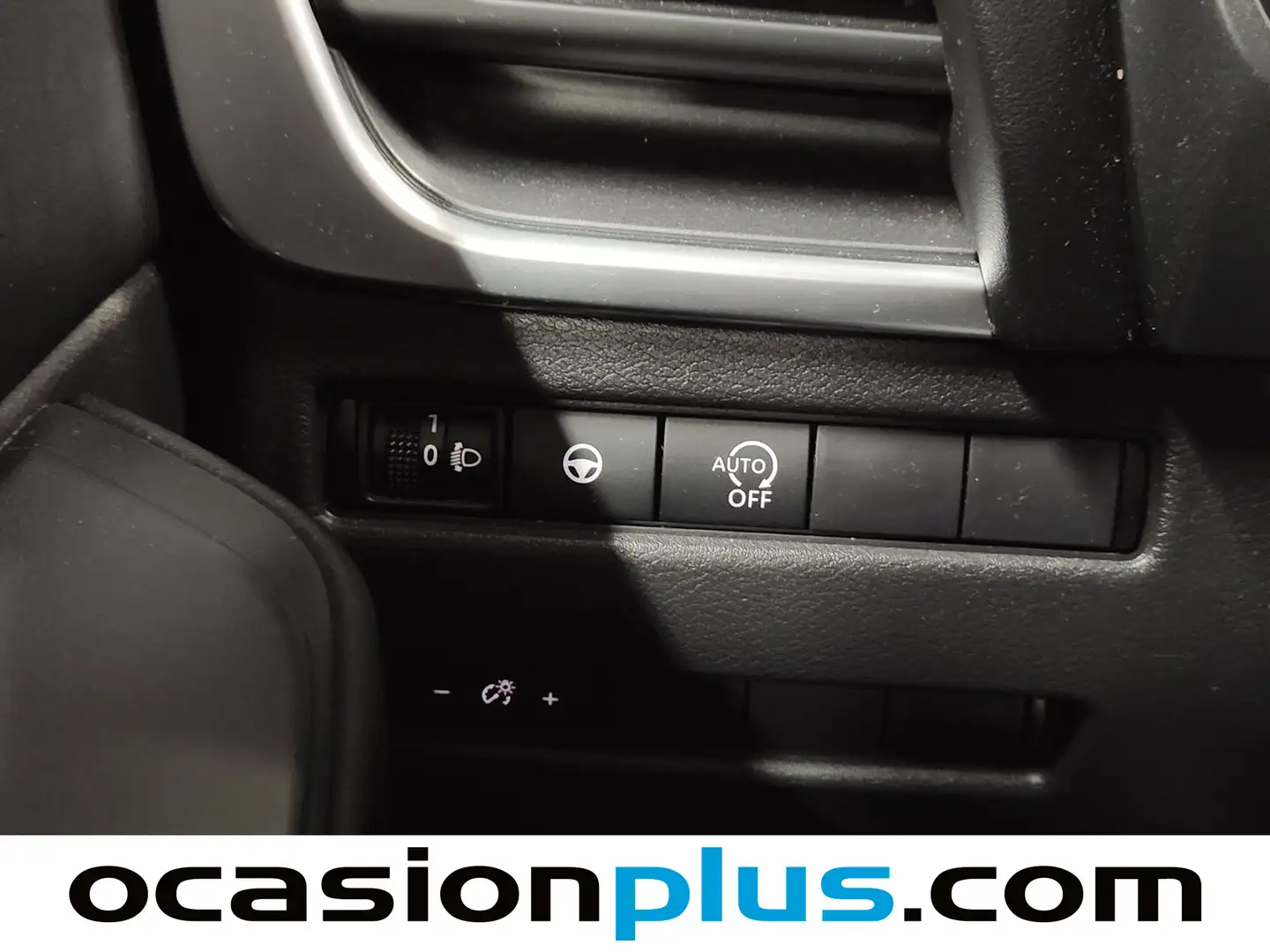 Foto Nissan QASHQAI Nissan Qashqai DIG-T 160 N-Connecta Xtronic DCT (158 CV)