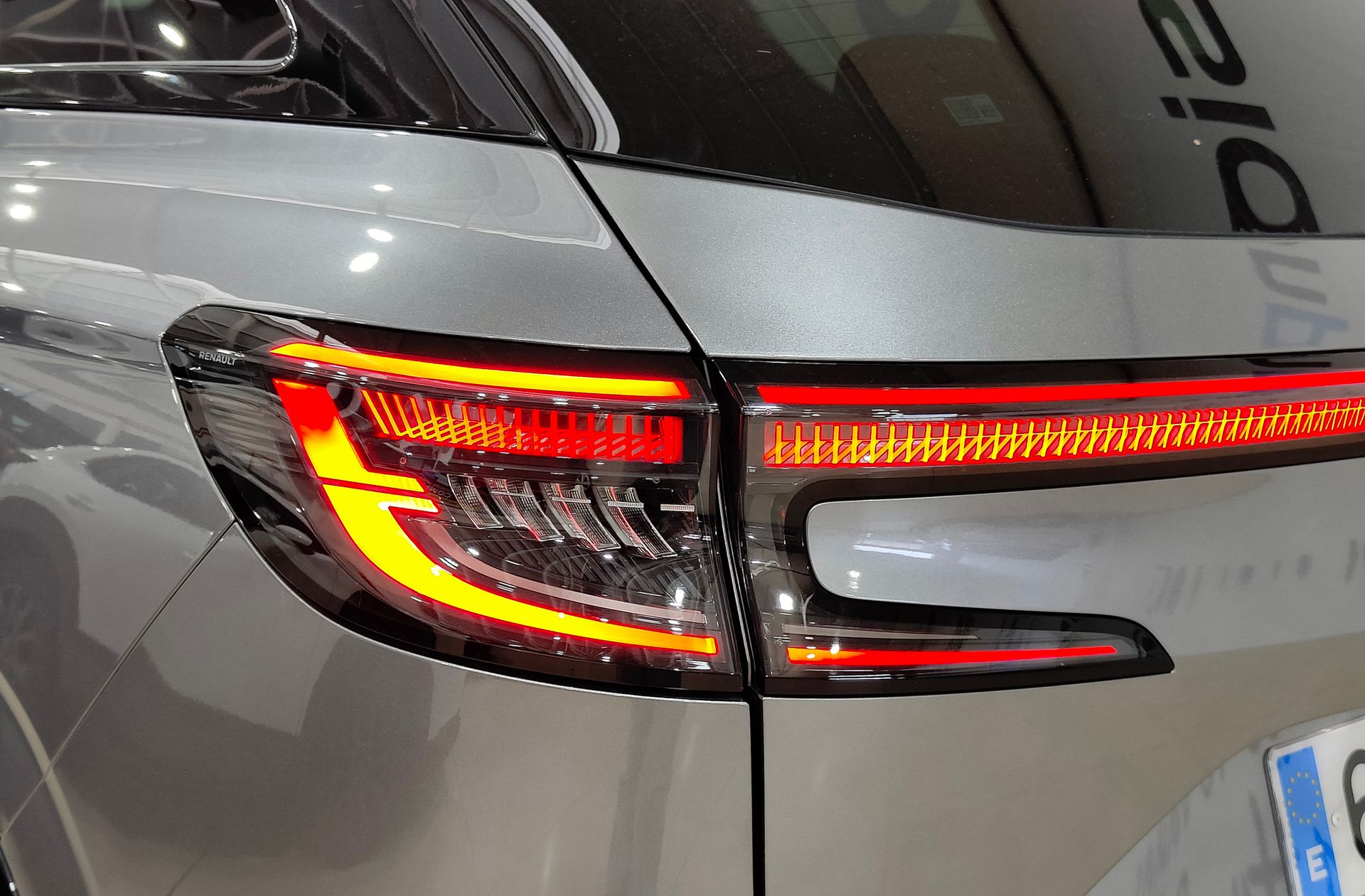 Renault Austral Techno Esprit Alpine E-Tech Full Hybrid - foto 18