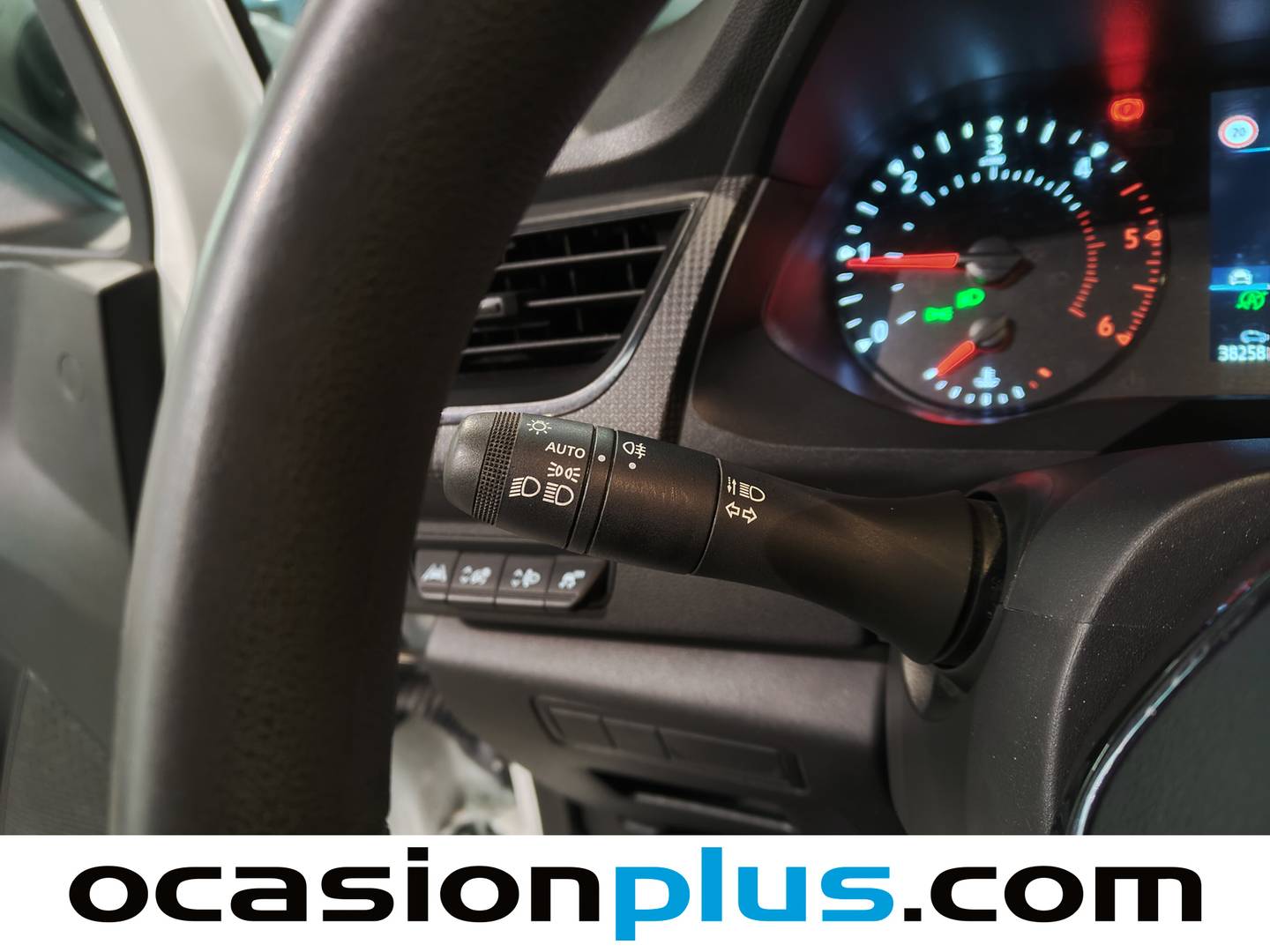 Foto Renault Kangoo Combi Renault Kangoo Combi 1.5 Blue dci Authentic (75 CV)