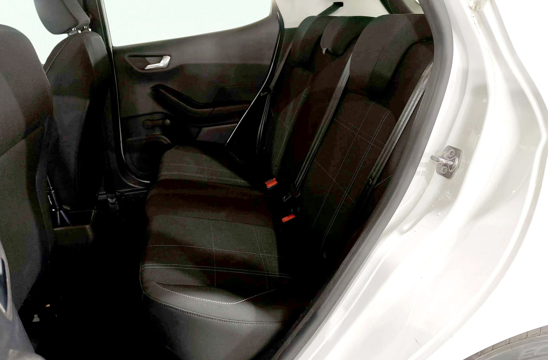 Ford Fiesta 1.5 TDCi Trend - foto 11