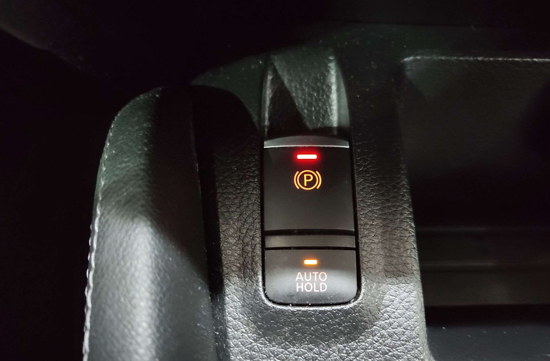 Nissan Qashqai DIG-T 140 N-Connecta - foto 29