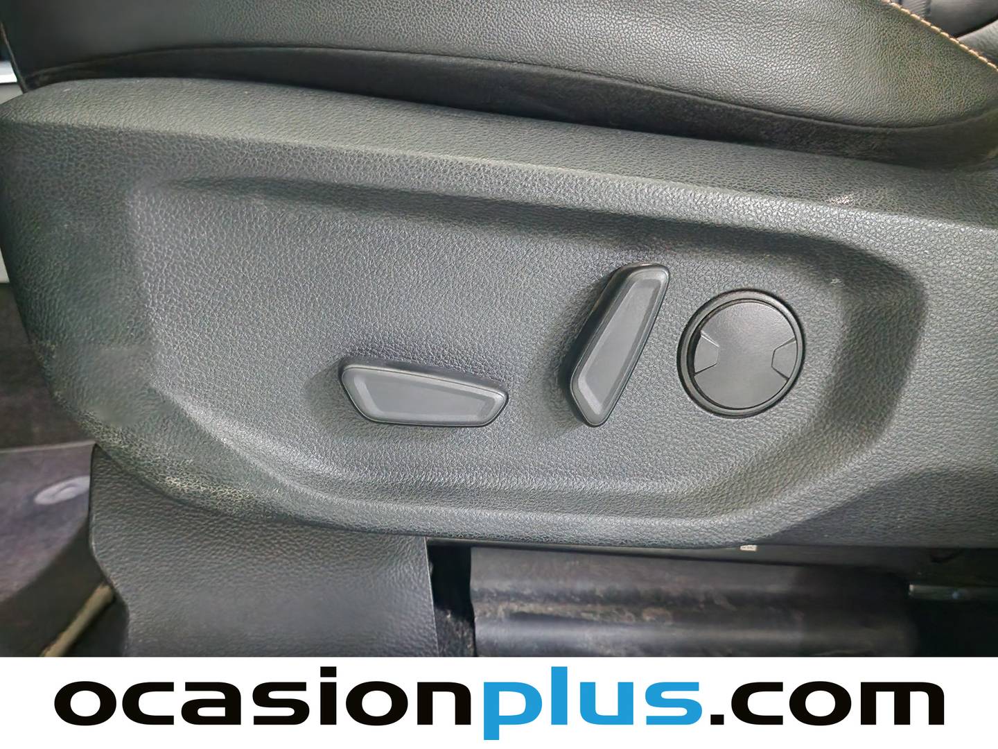 Extras y acabados del Ford Ranger Ford Ranger 3.0 Ecoblue Doble Cabina Wildtrack e-AWD AT (240 CV)