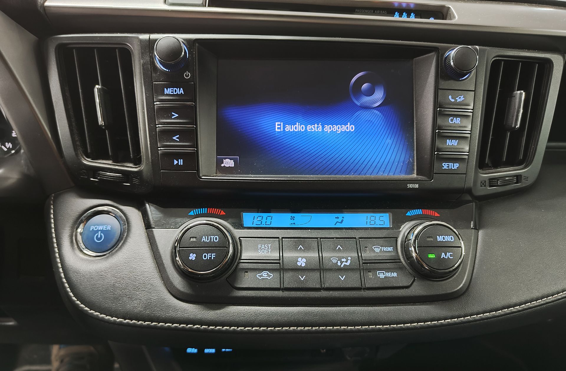 Toyota RAV4 2.5l hybrid Advance Pack Drive 2WD - foto 31