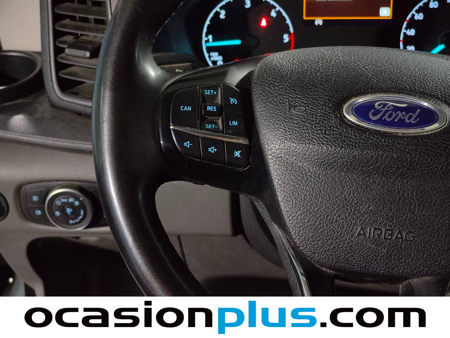 Ford Transit Ford Transit Furgon Diesel 350 L3H2 Trend RWD 96 kW (130 CV) seminuevo