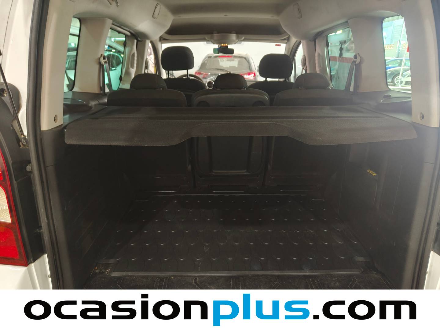 Fotos maletero Peugeot Partner Peugeot Partner Tepee Combi BlueHDI 120 Style (120 CV)