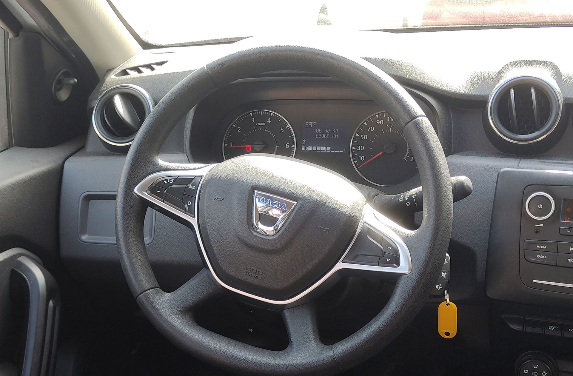 Dacia Duster Essential TCe 4x2 - foto 19