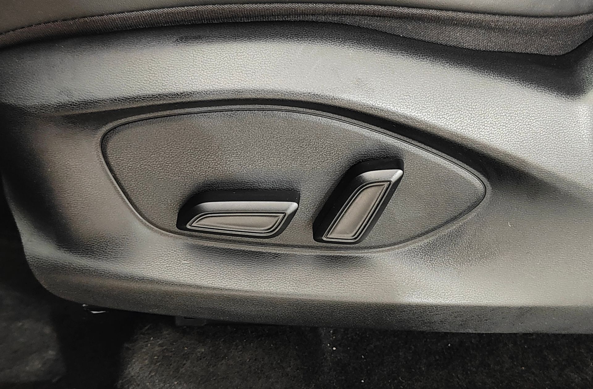 MG ZS 1.5 Hybrid+ Luxury - foto 17