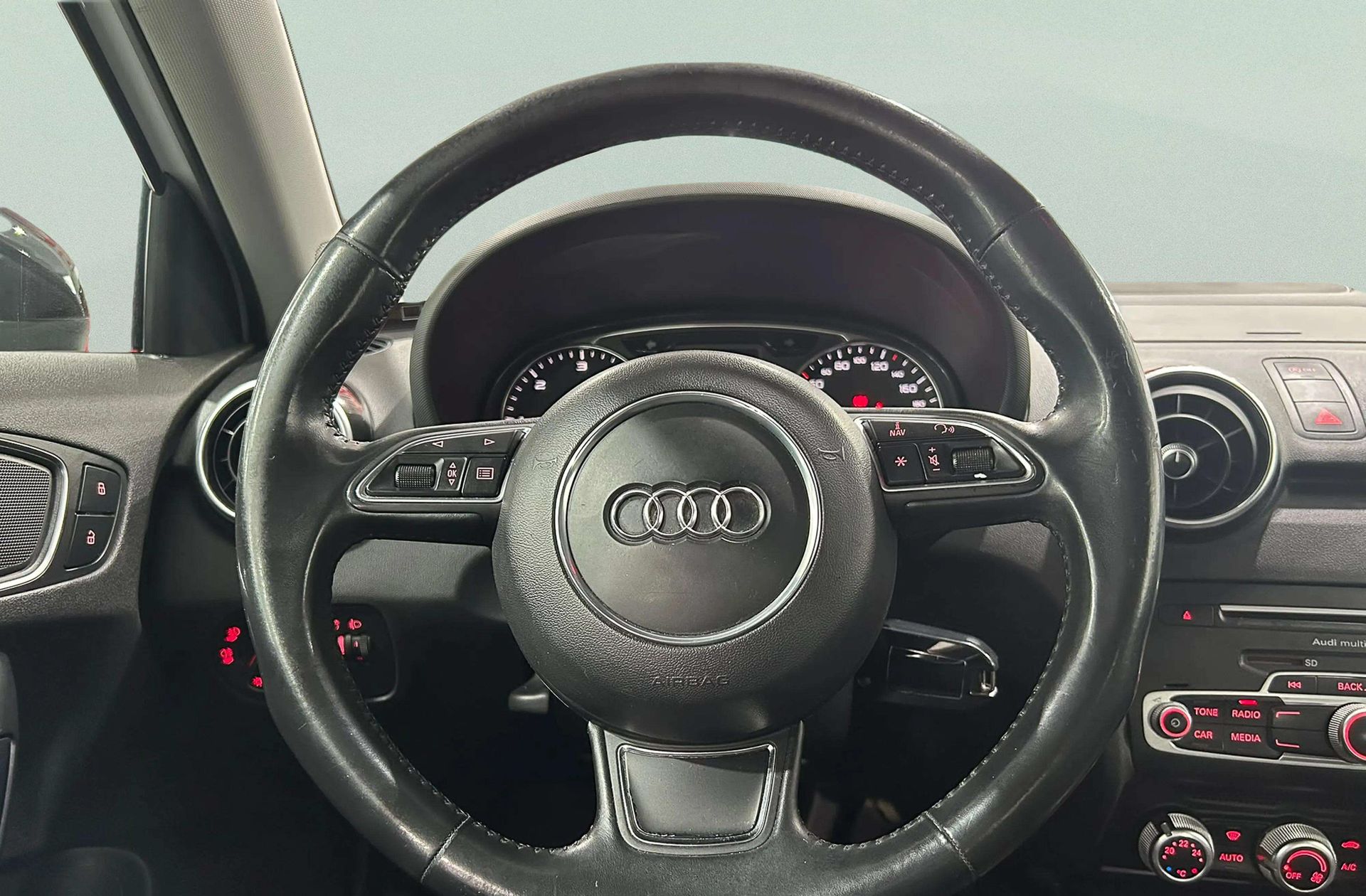 Audi A1 Sportback Adrenalin 1.6 TDI - foto 16
