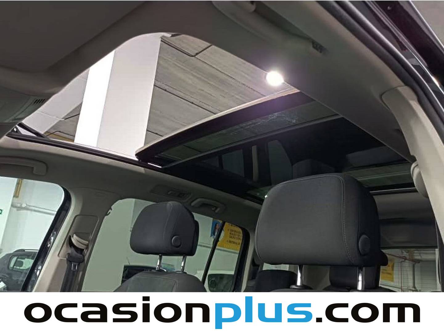 Extras y acabados del Volkswagen Touran Volkswagen Touran Sport 1.6 TDI BMT (110 CV) DSG