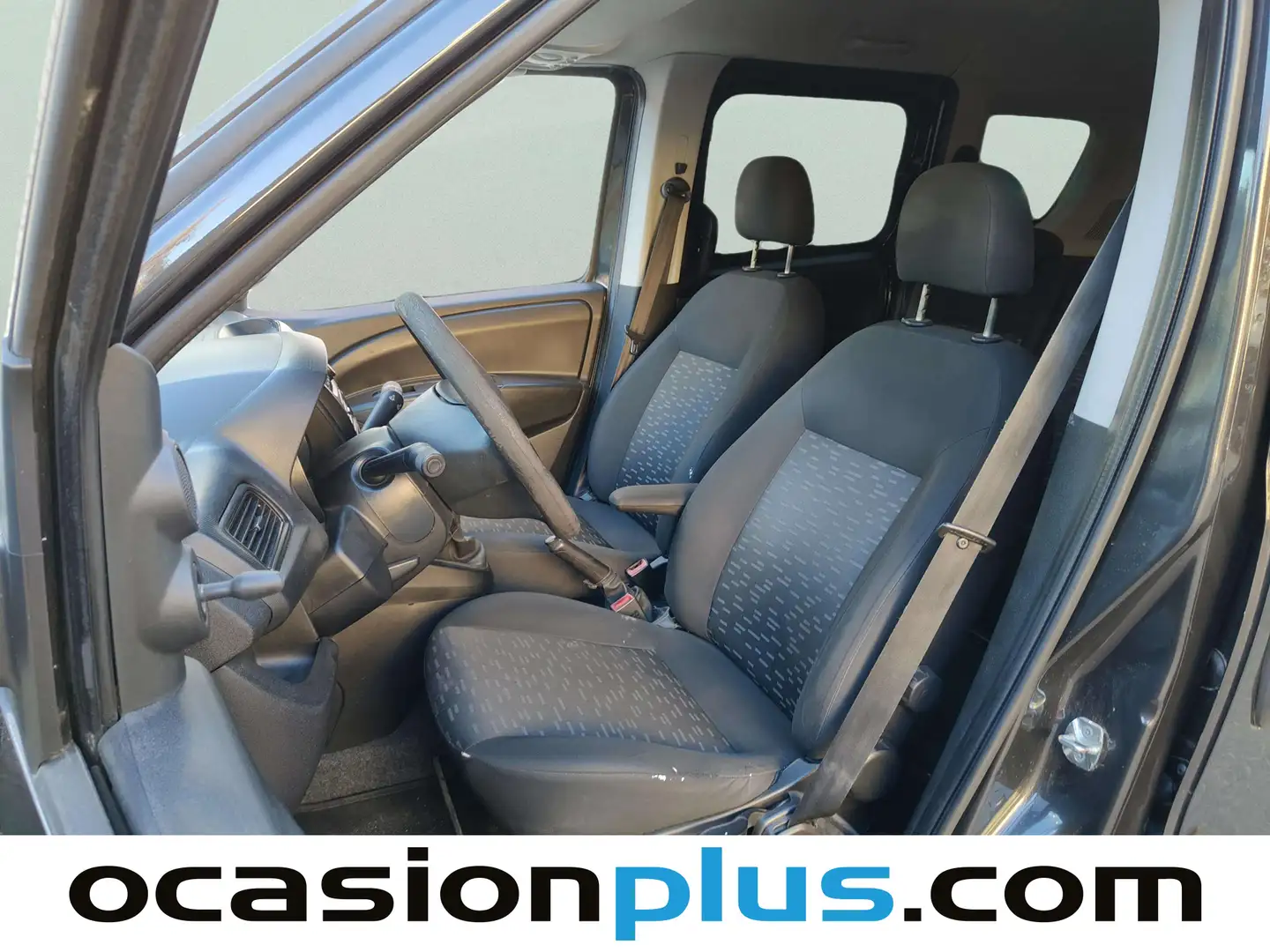 Foto Opel Combo Opel Combo Tour Tour 1.3 CDTI Expression L1H1 (95 CV)