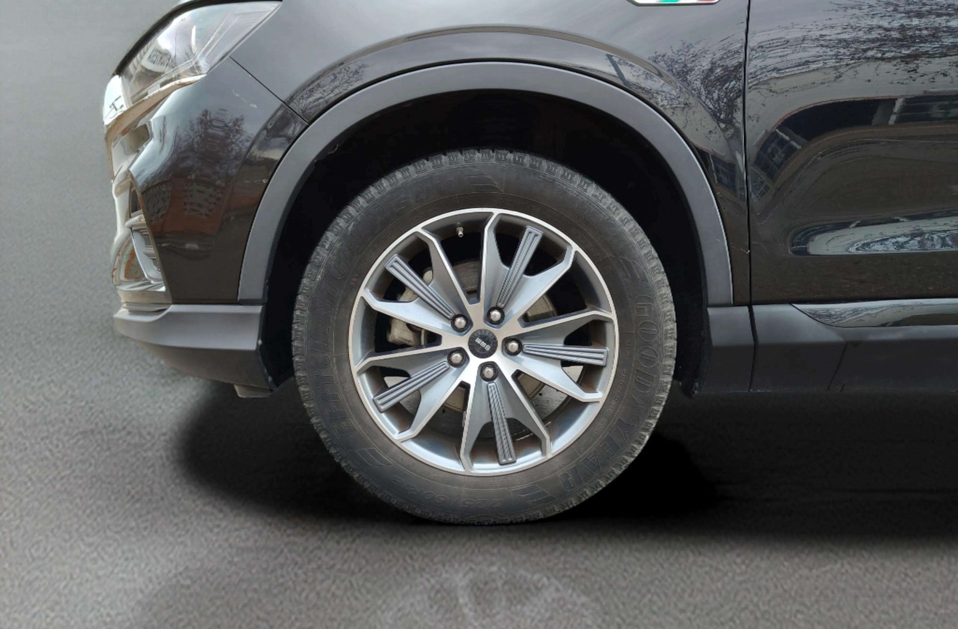SWM G01 1.5T Luxury - foto 37