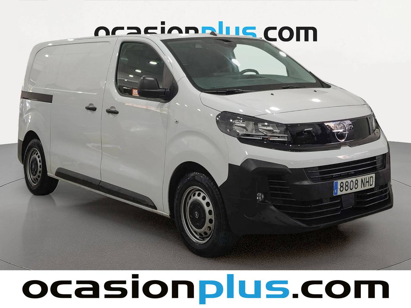 Foto delantera Opel Vivaro Opel Vivaro Furgon BlueHDi 120 (120 CV) 3 Plazas derecha