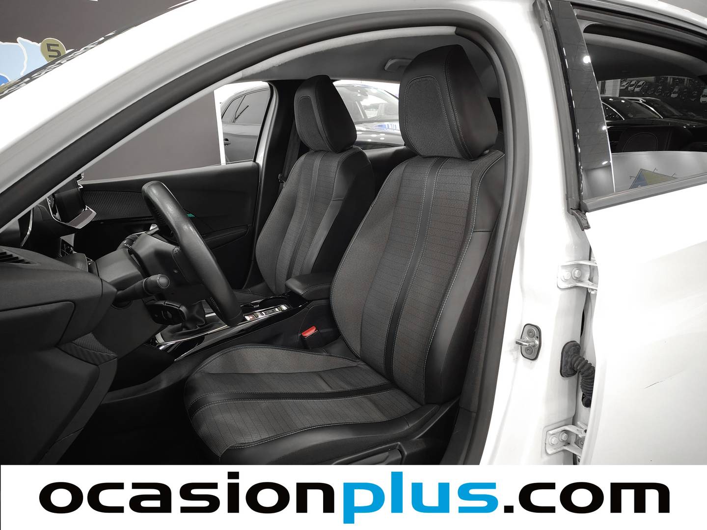 Foto Peugeot 208 Peugeot 208 PureTech 100 Allure (100 CV)