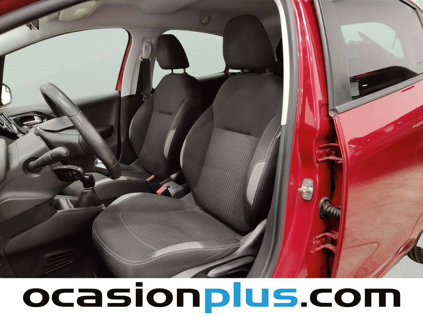 Foto asientos delanteros Peugeot 208 Peugeot 208 1.2 PureTech Active (82 CV)