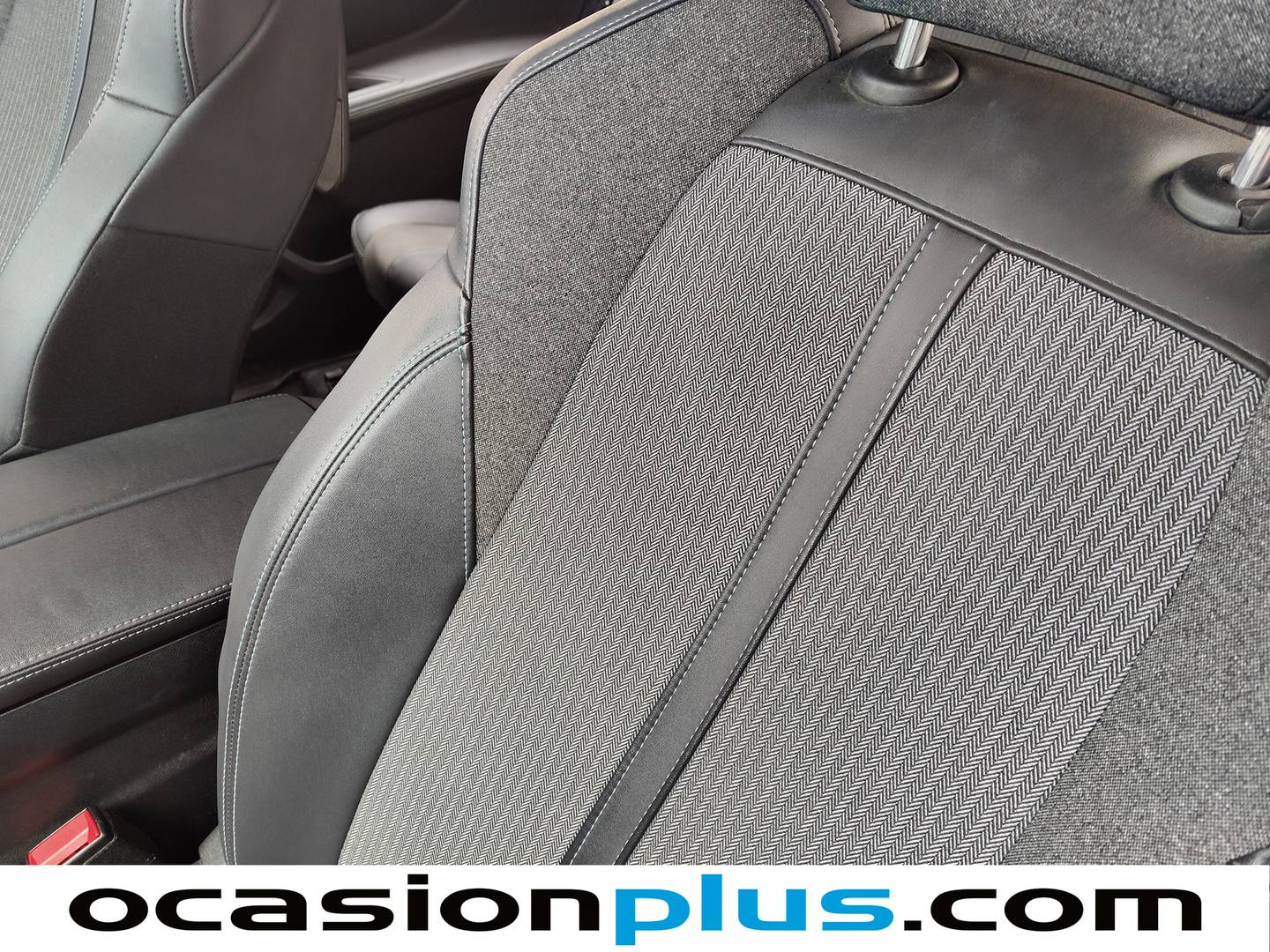 Extras y acabados del Peugeot 5008 Peugeot 5008 BlueHDI 130 S&S Allure Pack EAT8 (130 CV) 7 Plazas