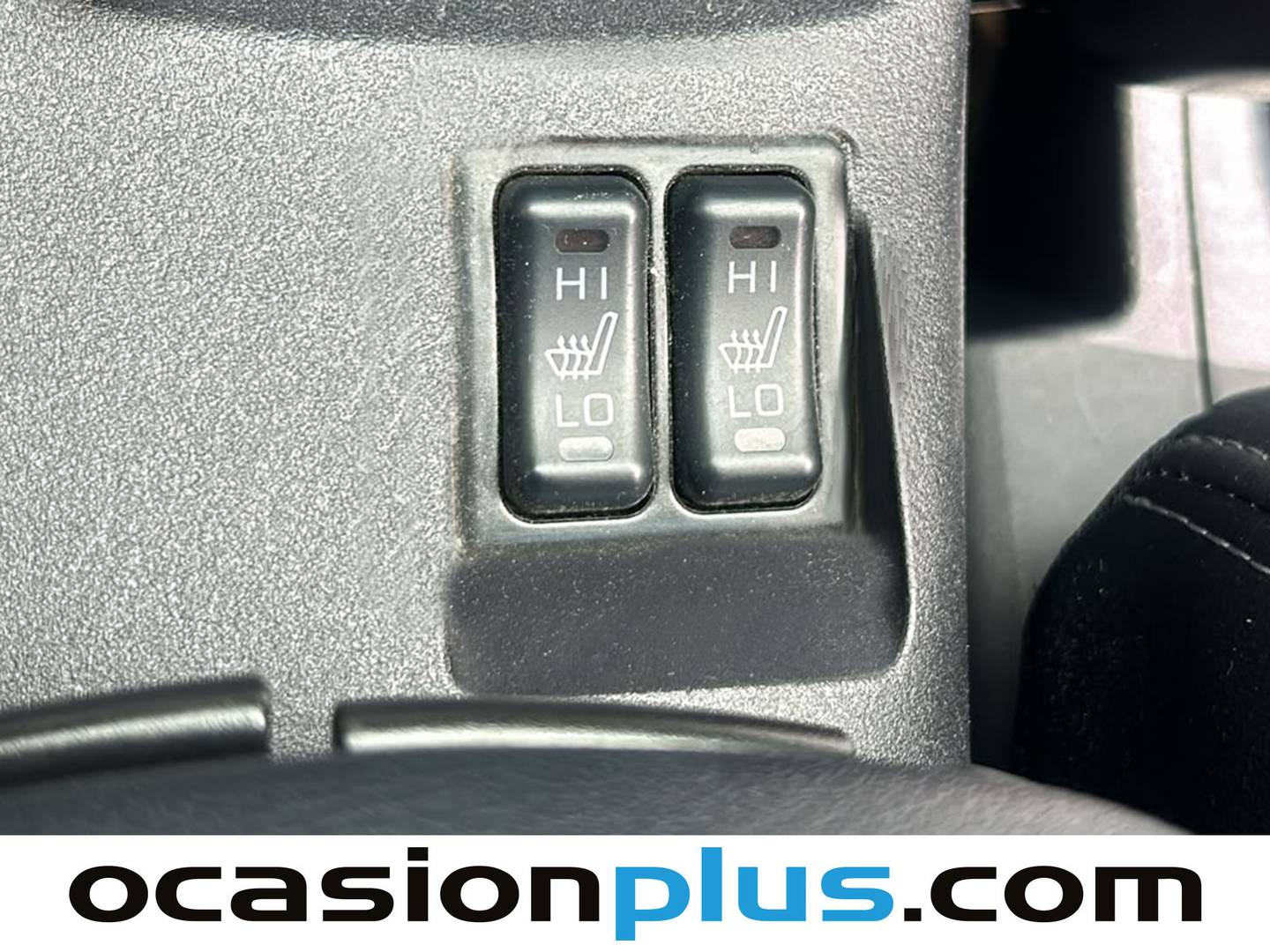 Extras y acabados del Mitsubishi Lancer Mitsubishi Lancer 1.8 MIVEC Instyle CVT (143 CV)