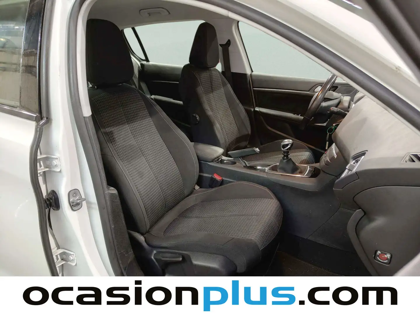 Foto Peugeot 308 Peugeot 308 PureTech 110 S&S Access (110 CV)