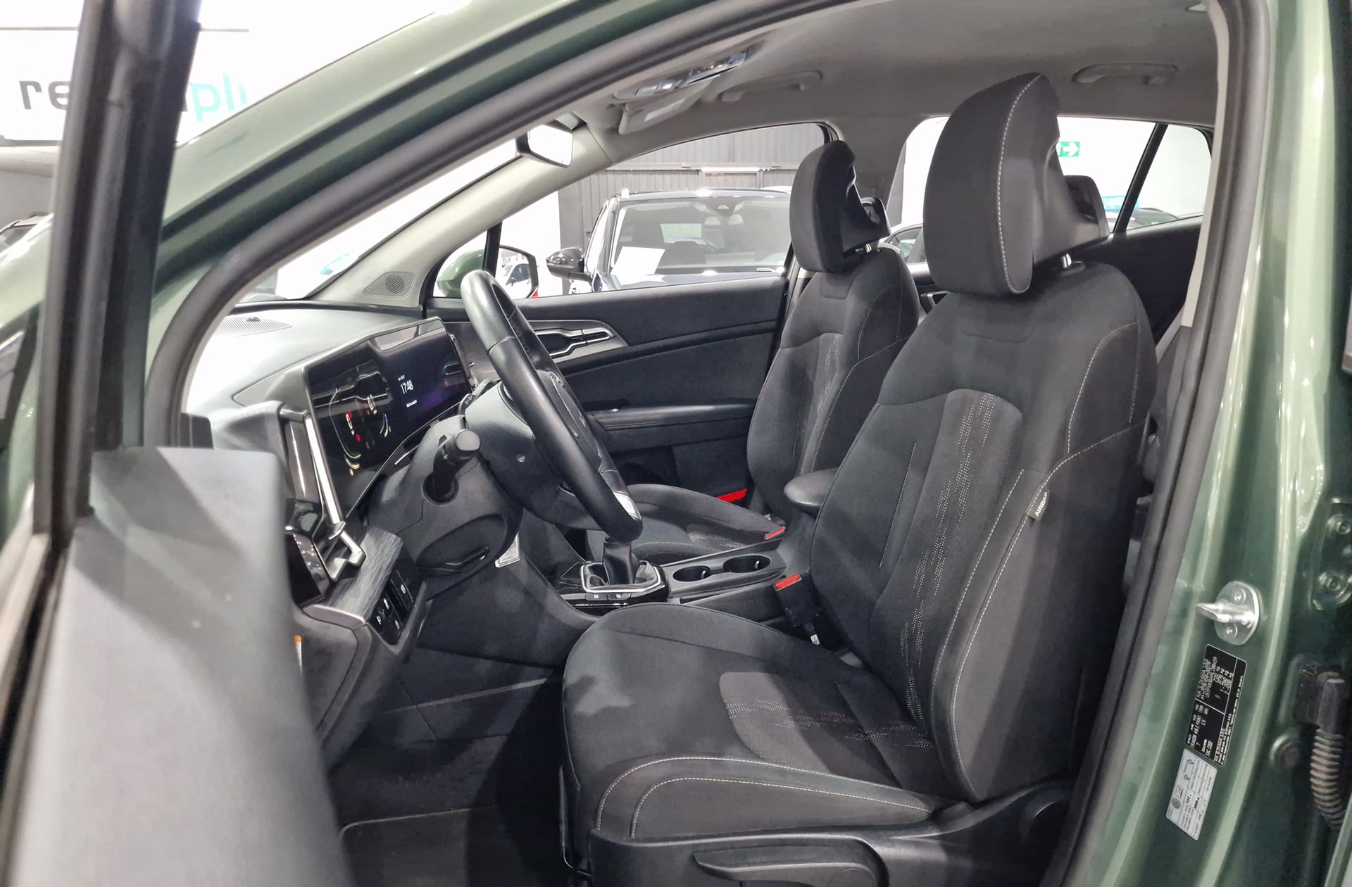 Kia Sportage 1.6 T-GDi MHEV Drive 4x2 - foto 11