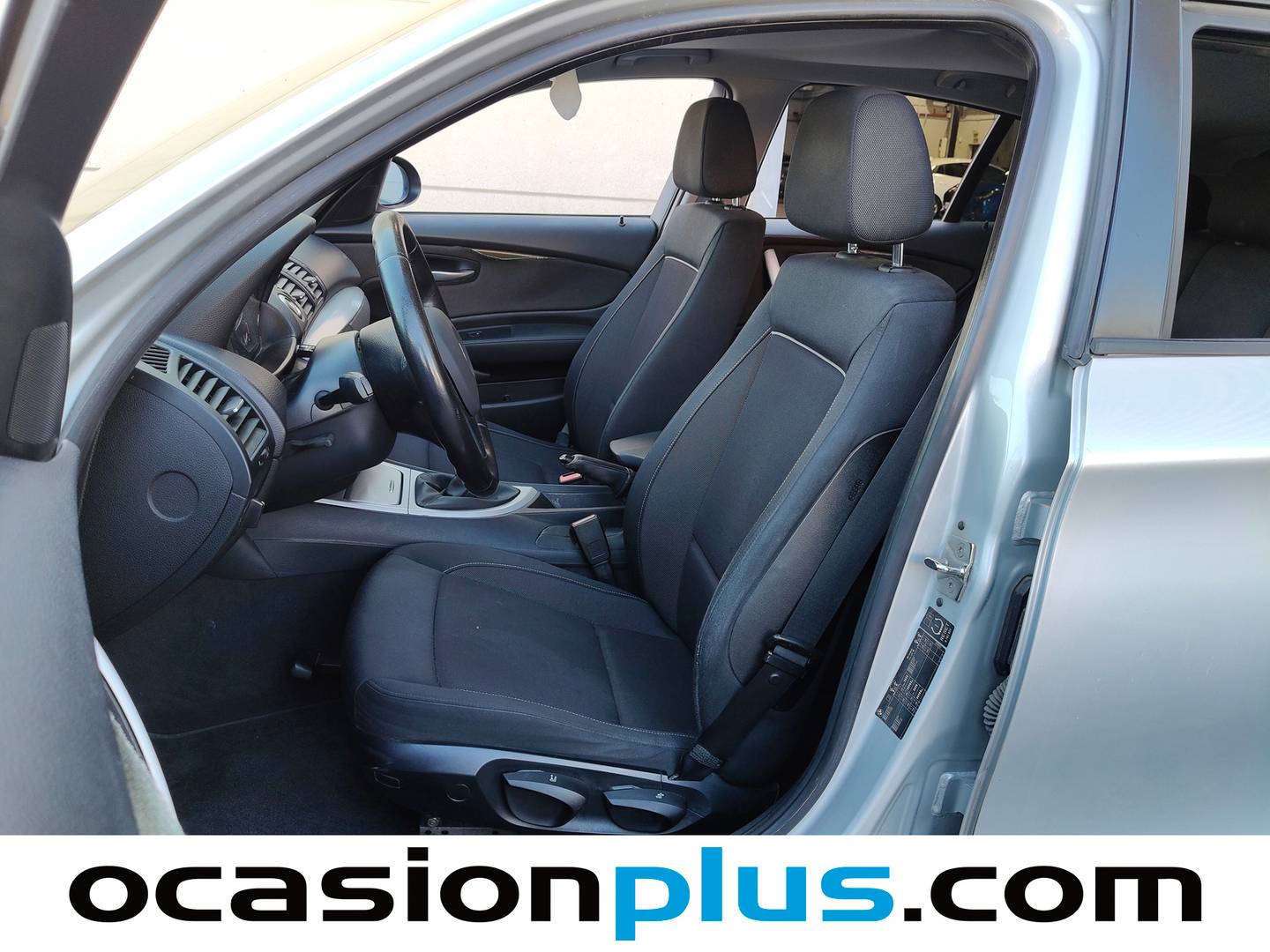 Foto asientos delanteros BMW Serie 1 BMW Serie 1 120i (170 CV)