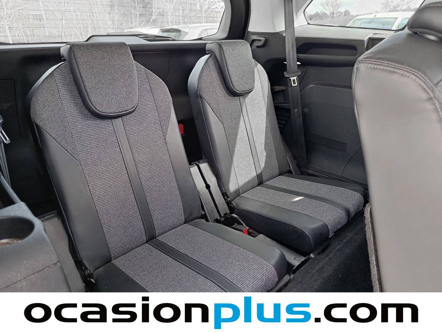 Foto asientos delanteros Peugeot 5008 Peugeot 5008 PureTech 130 S&S Allure (130 CV) 7 Plazas