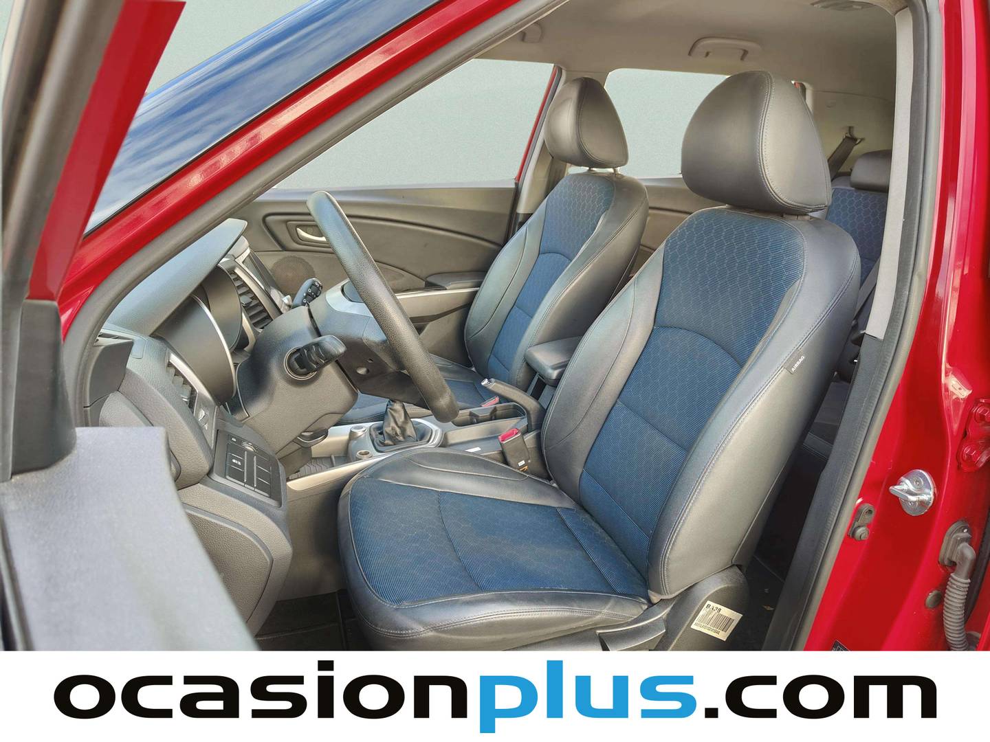 Foto SsangYong Tivoli Ssangyong Tivoli D16T Premium 4x2 (115 CV)