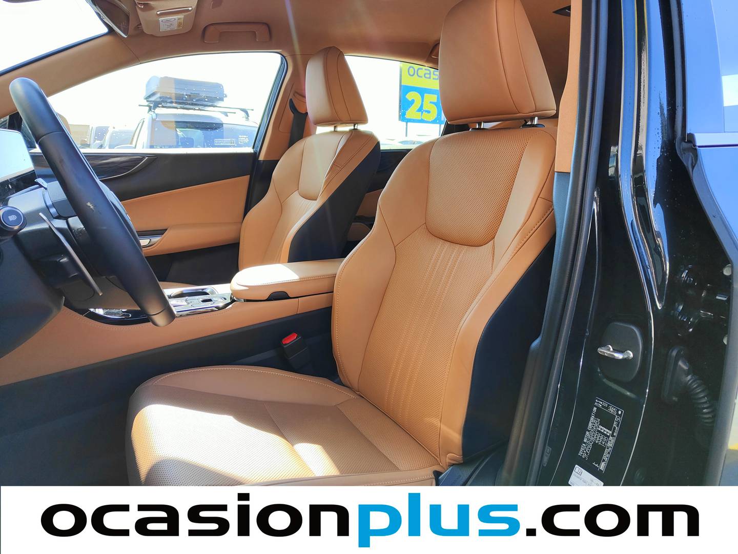 Foto asientos delanteros Lexus NX Lexus NX 350h Premium+ 2WD (242 CV)