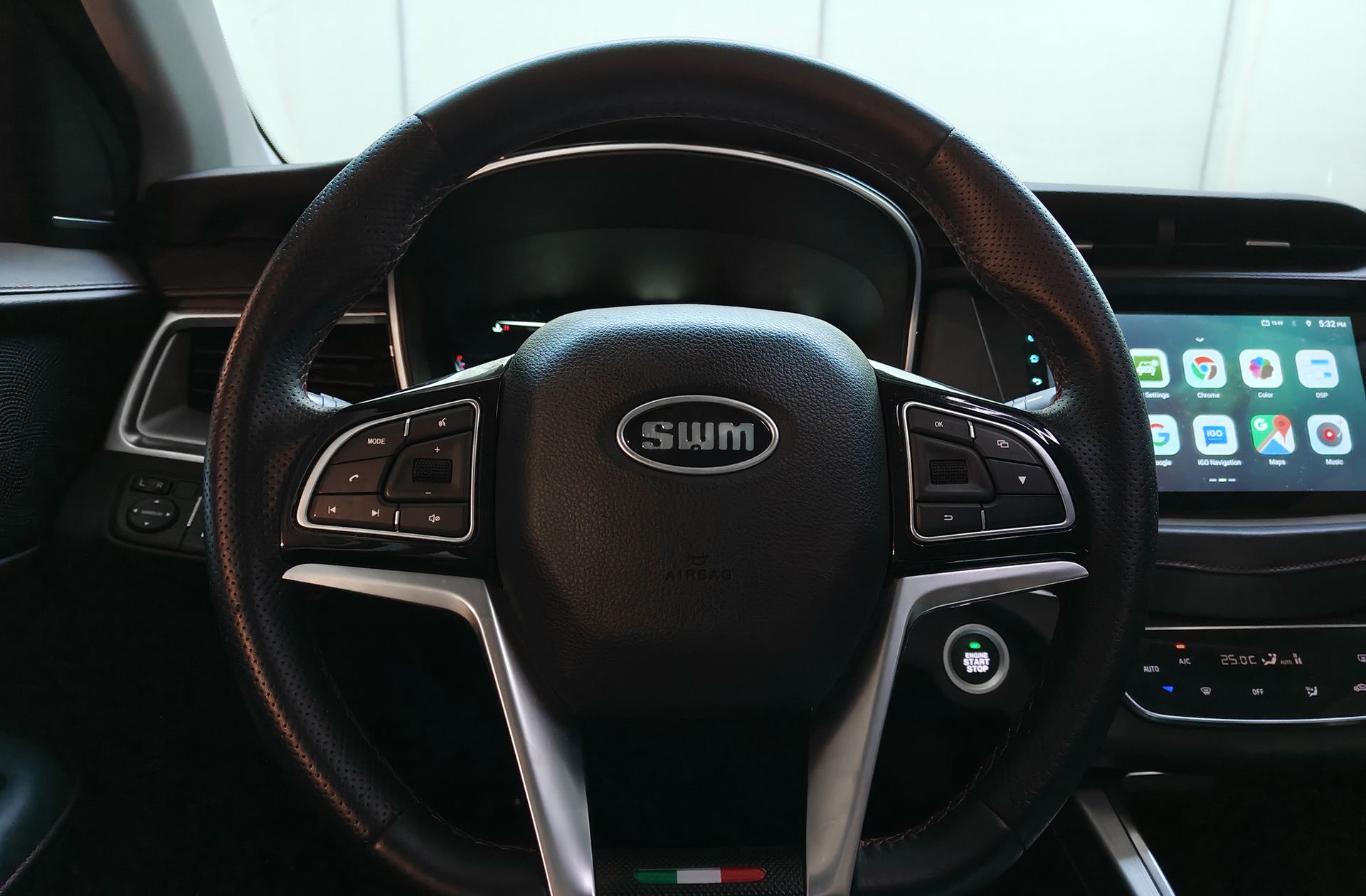 SWM G01 1.5T Luxury - foto 22