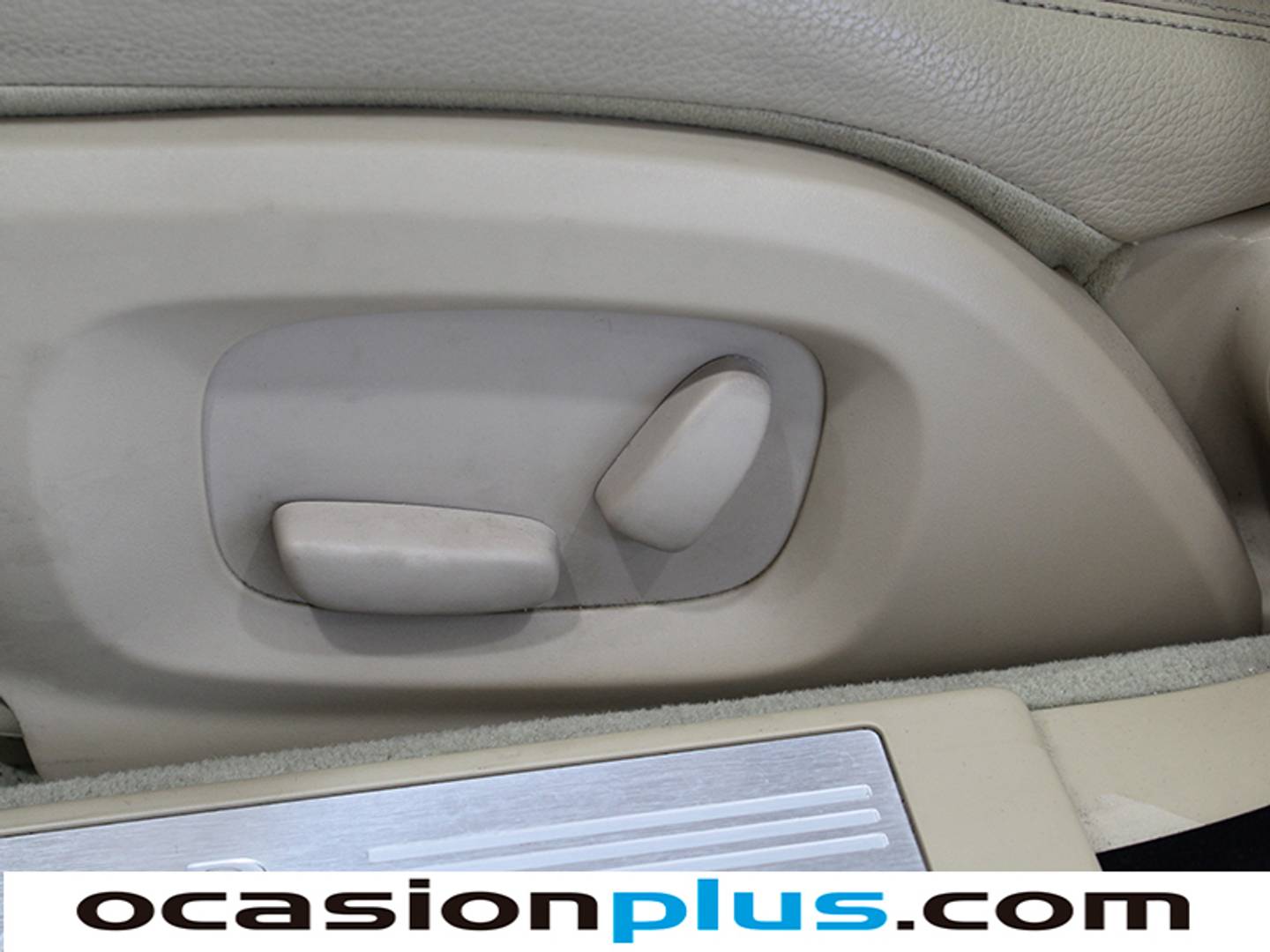 Foto Jaguar XF Jaguar XF 3.0 V6 Luxury (240 CV)