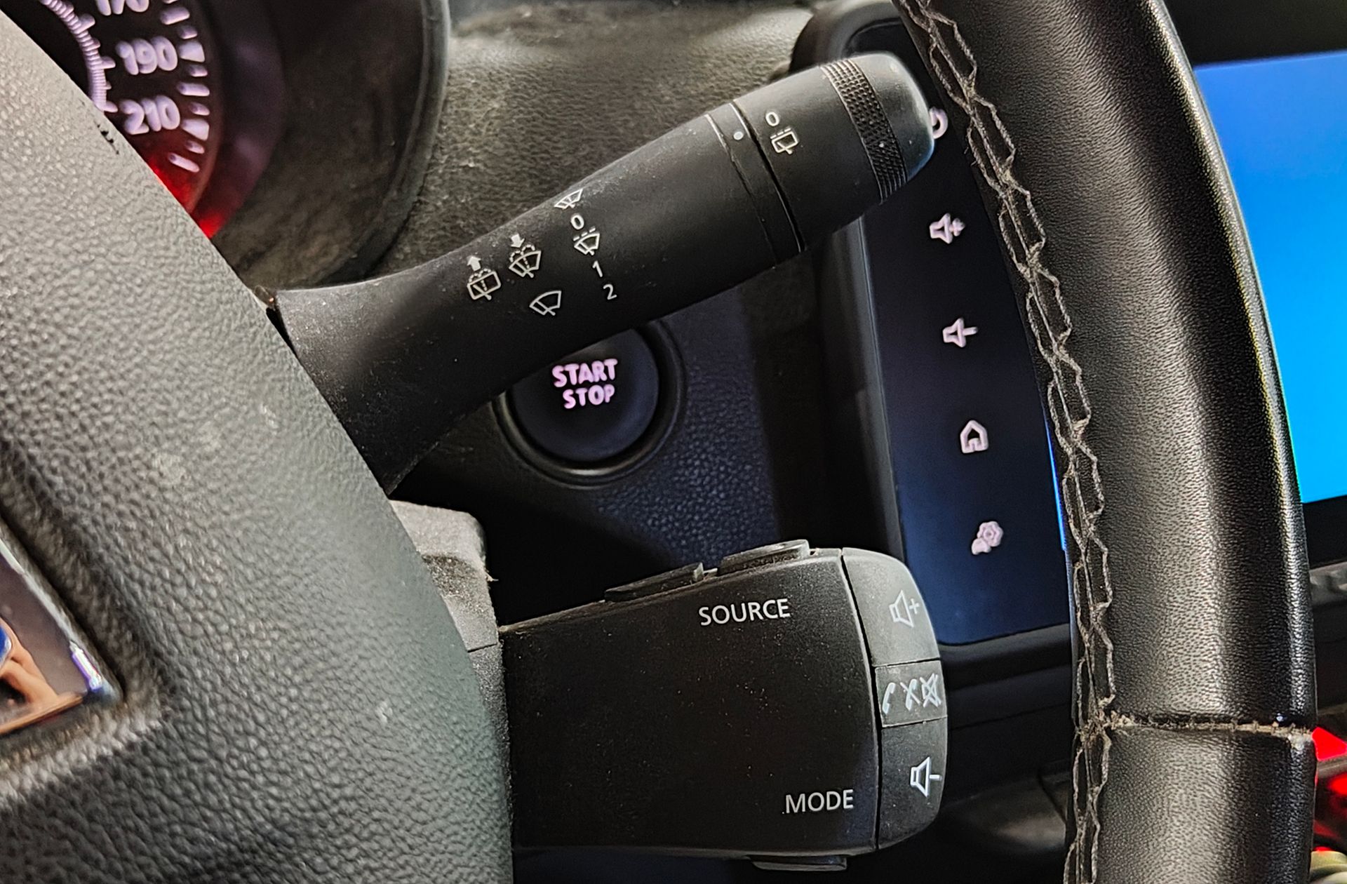 Dacia Duster Journey Go TCe 4x2 - foto 28