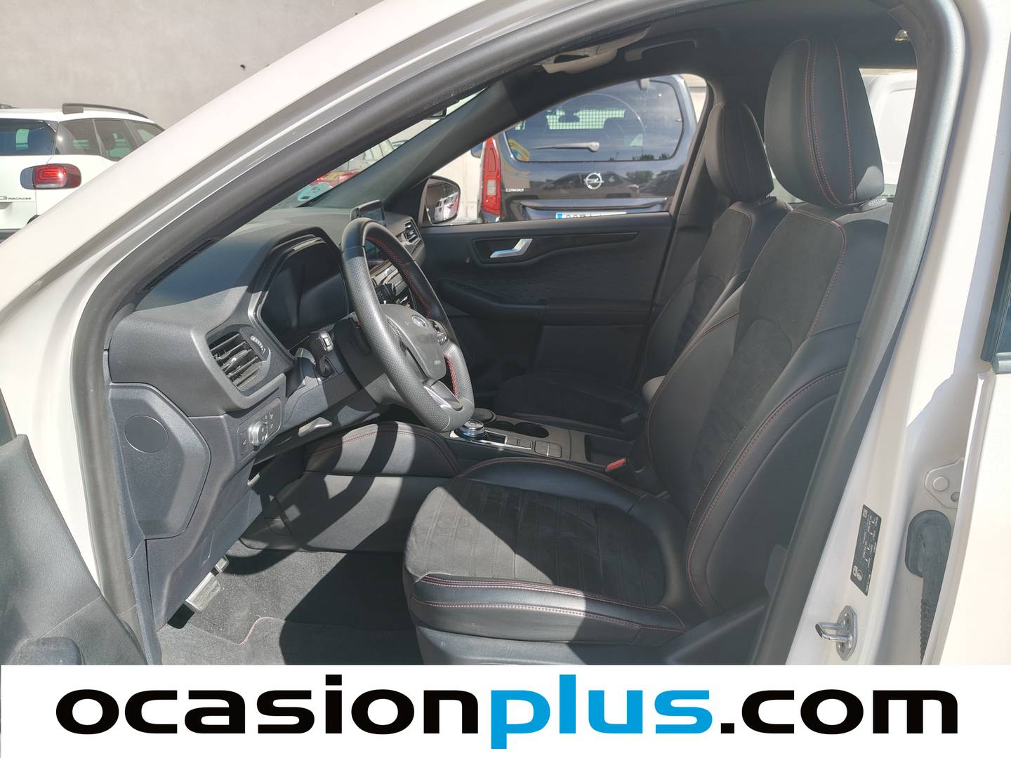 Foto asientos delanteros Ford Kuga Ford Kuga 2.0 EcoBlue ST-Line X 4x4 Auto (190 CV)