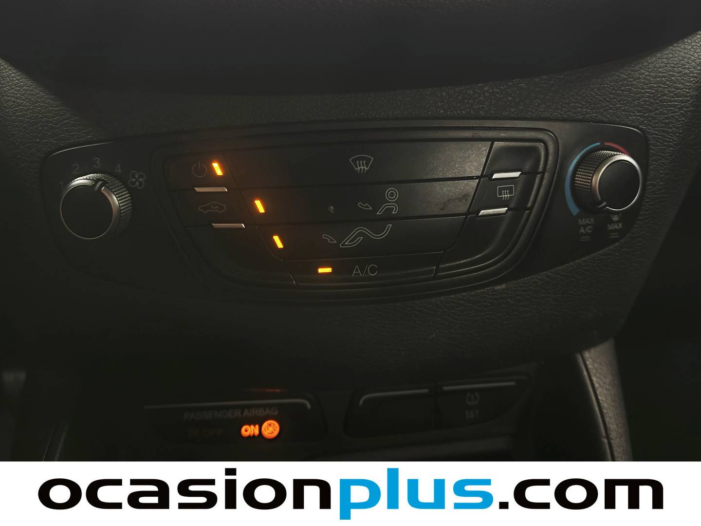 Ford Tourneo Courier Ford Tourneo Courier 1.5 TDCi Ambiente (75 CV) seminuevo